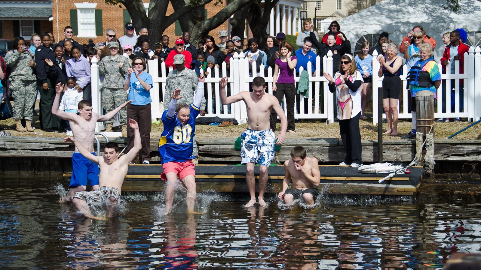 Polar plunge at Edenton NC harbor